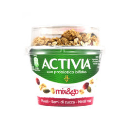 Yogurt Activia Mix & Go con muesli,semi di zucca e mirtilli rossi gr.170