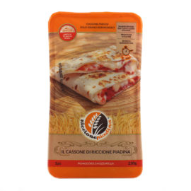 Cassone romagnolo con pomorodo e mozzarella Riccione Piadina x 2 gr.230